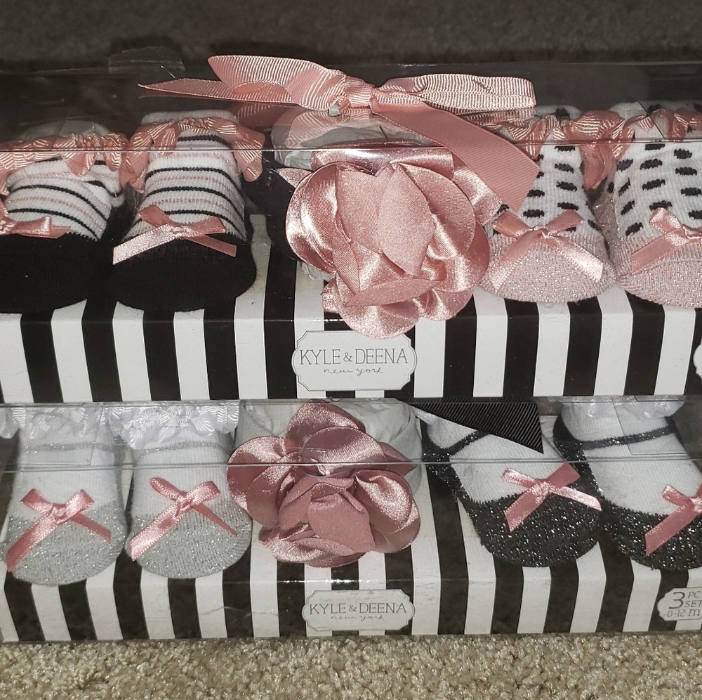 Kylie & Deena socks bow set